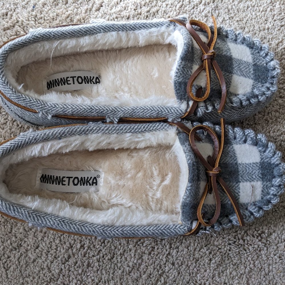 Minnetonka Gray Herringbone Lined Moccasins